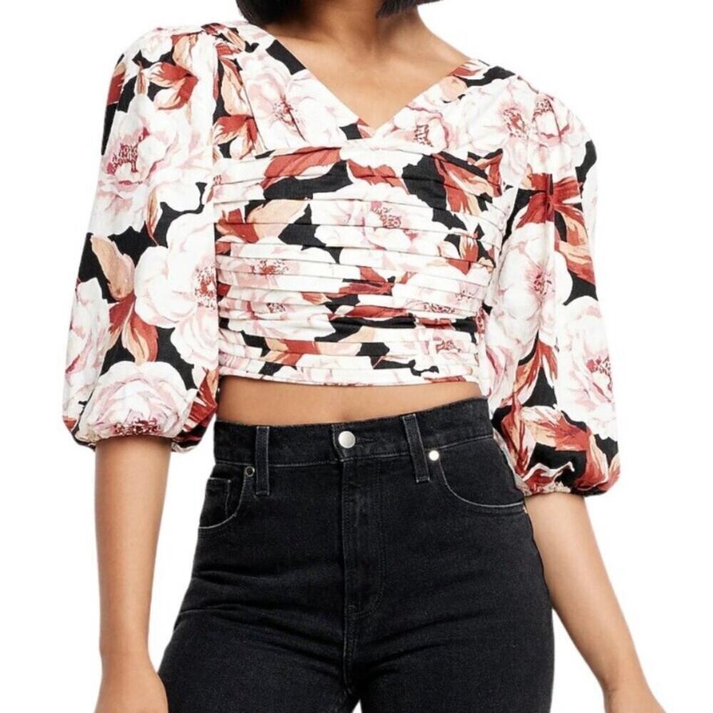 Express NWT Cropped Floral Print Linen Blend Top - size Large